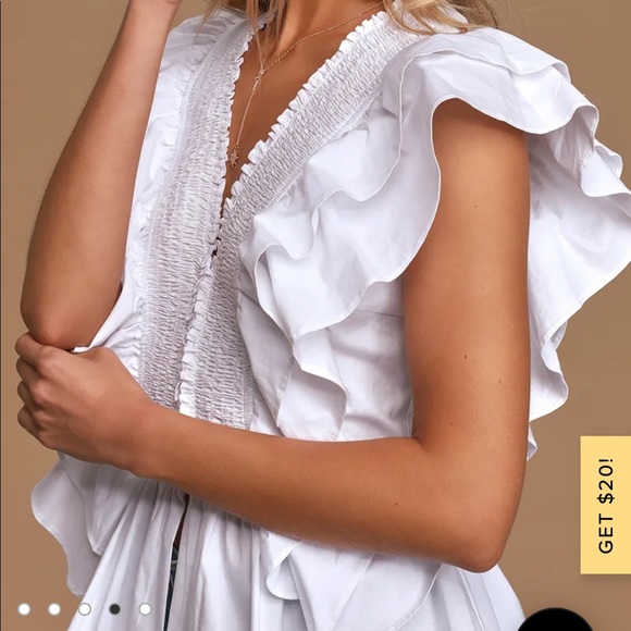 In A Ruffle White Ruffled Hook and Eye Top - Picture 4 of 5